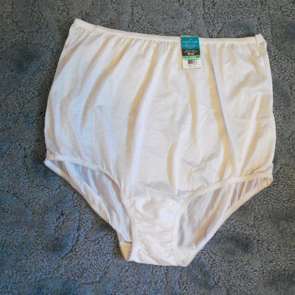 Vanity Fair briefs   8/XL  (#EV966)